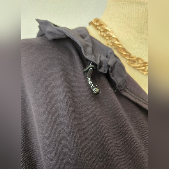 MARC CAIN SPORT Hooded Windbreaker Back Sweater. Size 4 - Picture 3 of 15